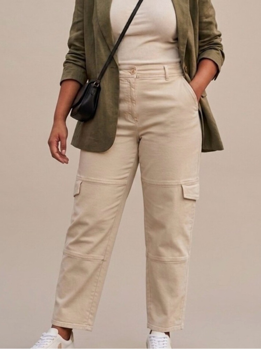 Aritzia Wilfred Free Modern Cargo Pants Cream Beige Size 10